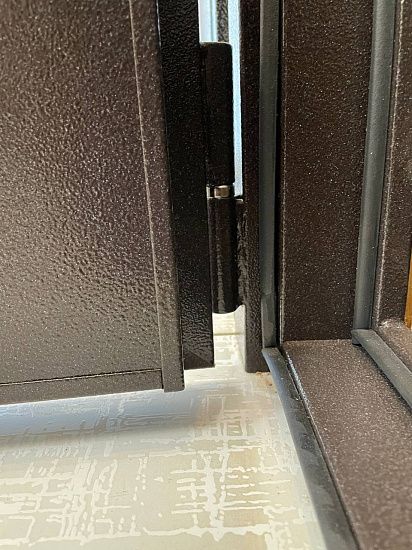 Входная дверь  